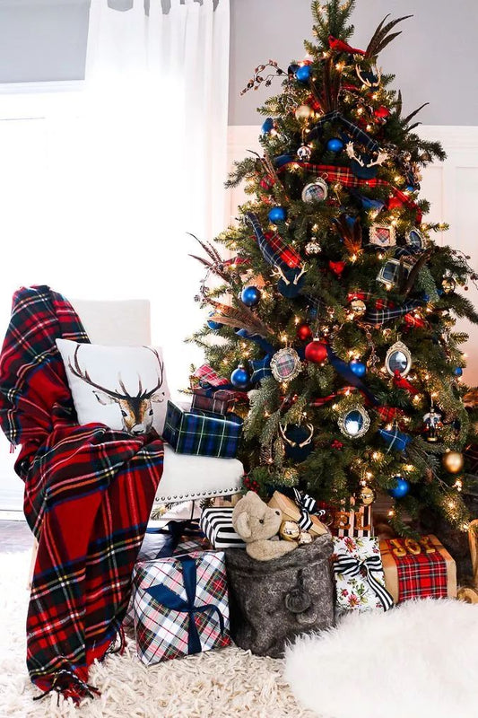 9 Innovative Christmas Tree Styles to Give your Christmas a fresh look