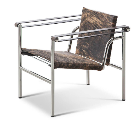 Cassina: Fusion of Avant-Garde, Fashionable, Simple, & Classic