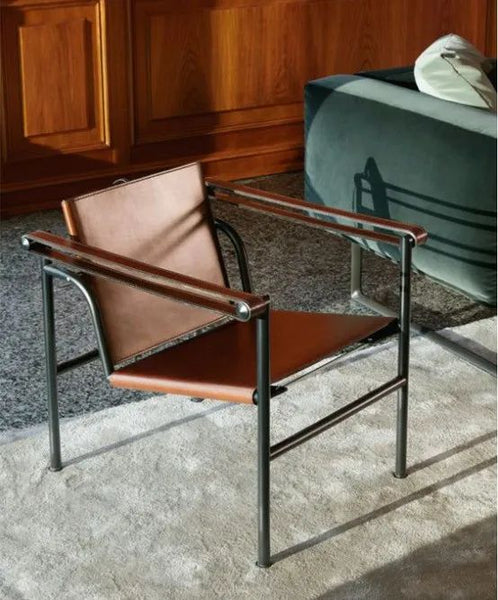 Cassina: Fusion of Avant-Garde, Fashionable, Simple, & Classic